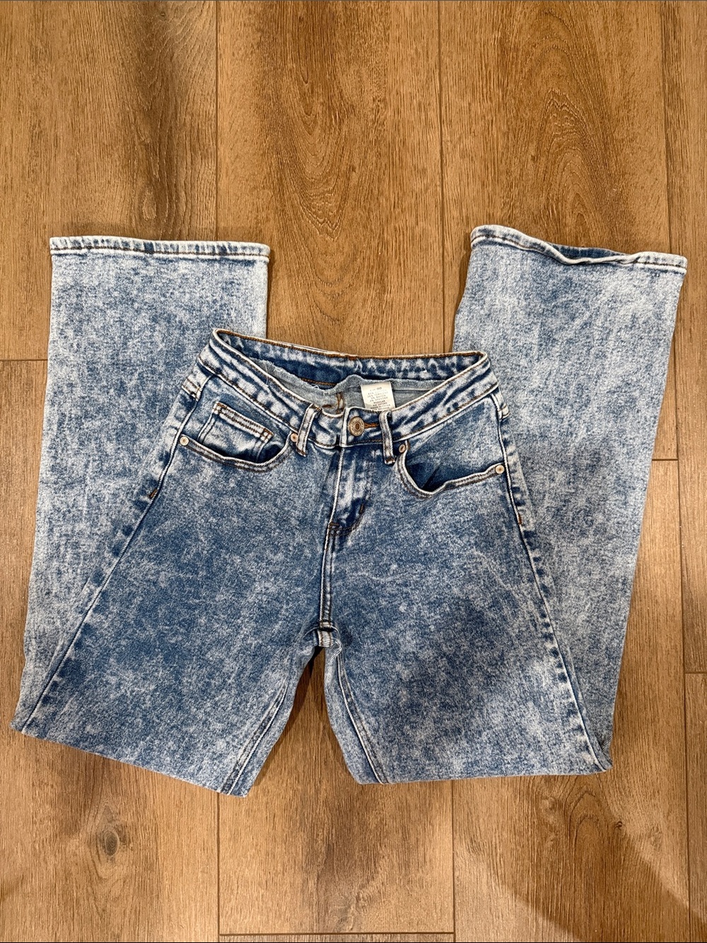 High-Rise Acid Wash Wide-Leg Jeans — Light Blue